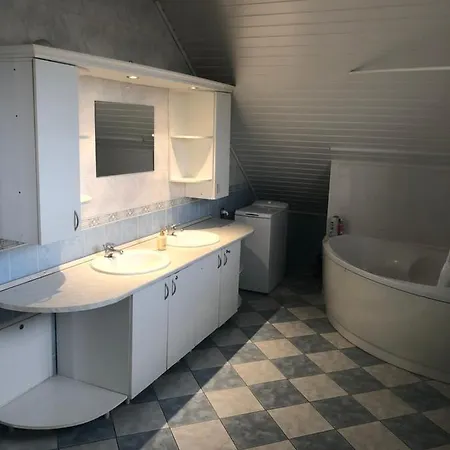 Bella Bed & Breakfast Прешов